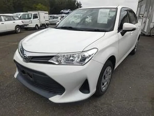 Toyota Corolla Axio 2019, auction grade 3.5