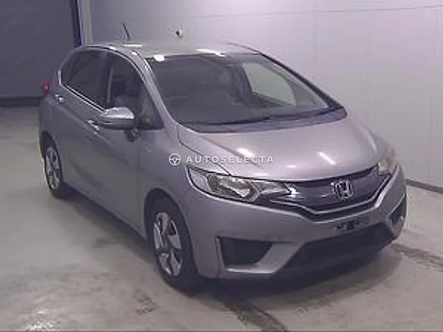 Honda Fit 2013, auction grade 3.5