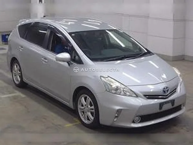 Toyota Prius Alpha 2013, auction grade 3.5