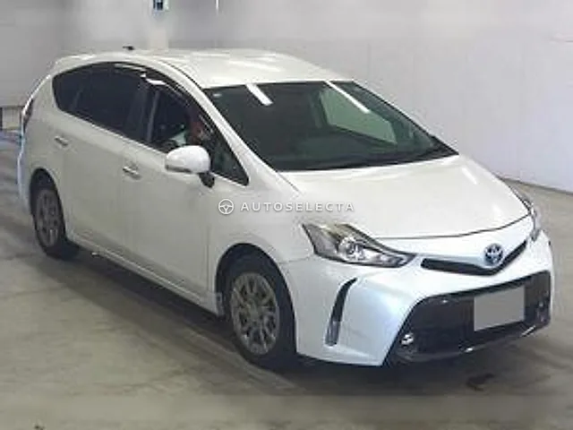 Toyota Prius Alpha 2016, auction grade R