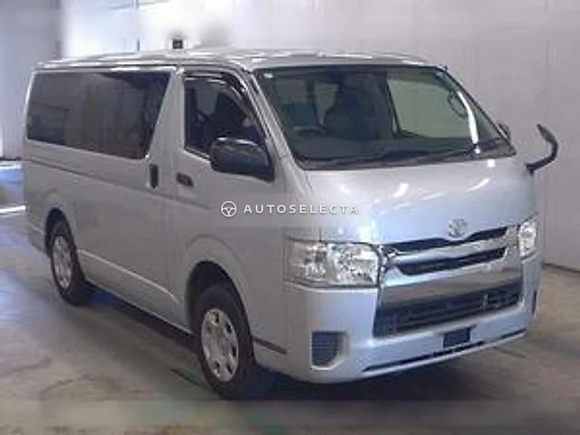Toyota Hiace Van 2015, auction grade 3.5