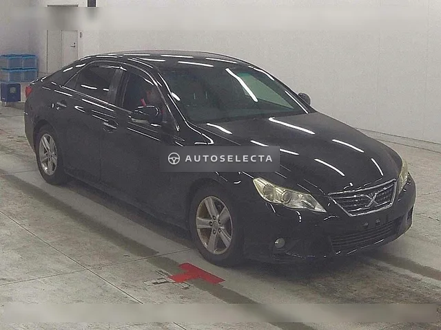 Toyota Mark X 2011, auction grade R