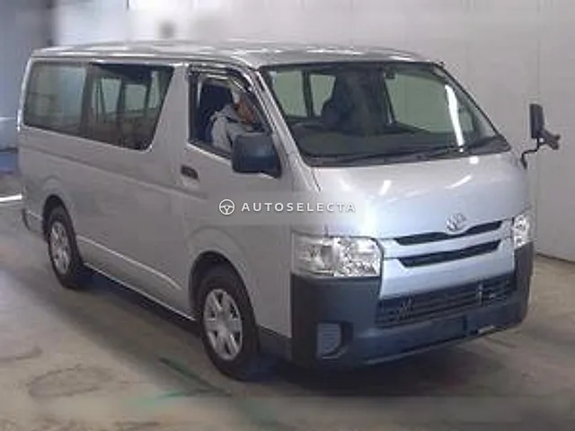Toyota Hiace Van 2016, auction grade 3.5
