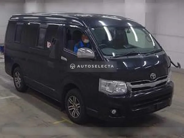 Toyota Hiace Wagon 2011, auction grade 3.5