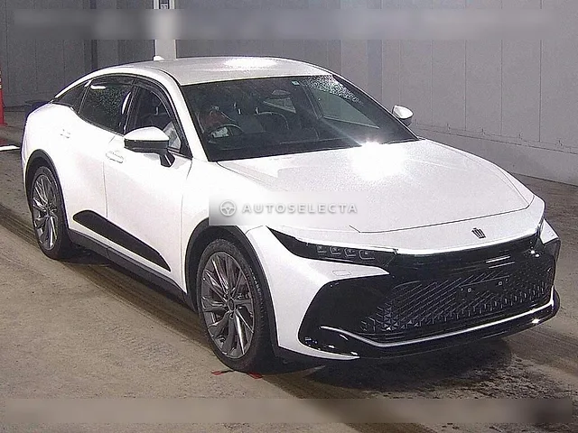 Toyota Crown Crossover 2023, auction grade 3.5
