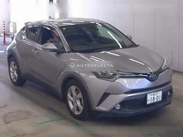 Toyota C-HR 2018, auction grade 4.5