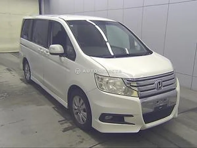 Honda Stepwgn Spada 2010, auction grade R