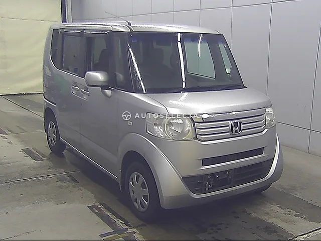 Honda N-BOX 2012, auction grade 4