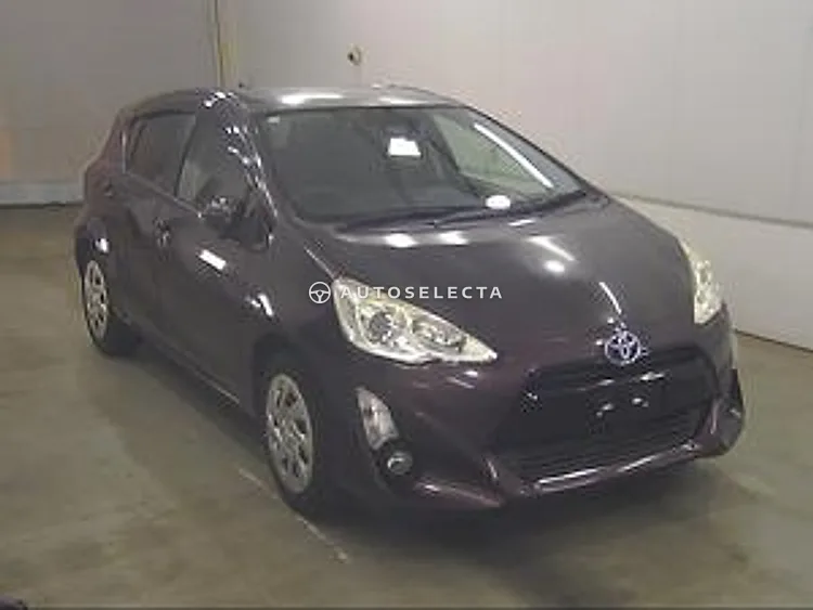 Toyota Aqua 2016, photo 1 of 1
