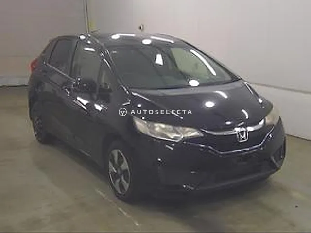 Honda Fit 2015, auction grade R