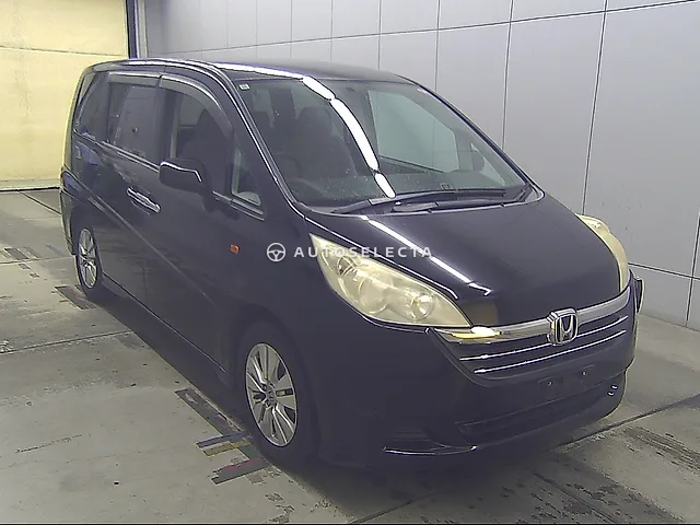 Honda Stepwgn 2006, auction grade 3.5