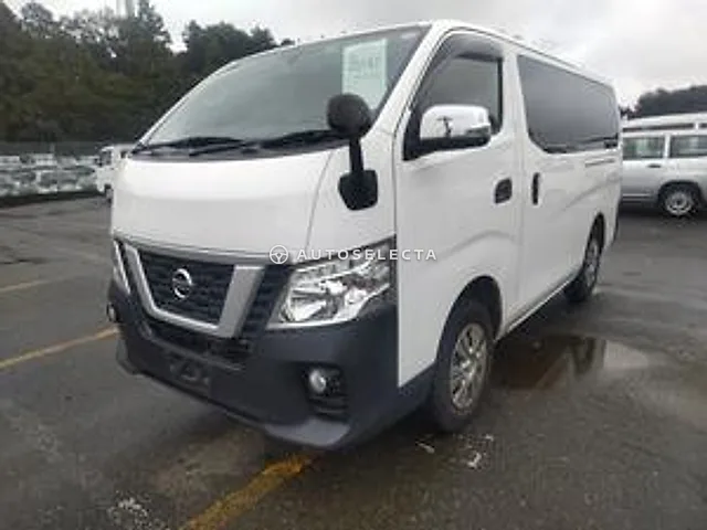 Nissan NV350 Caravan 2021, auction grade 3.5