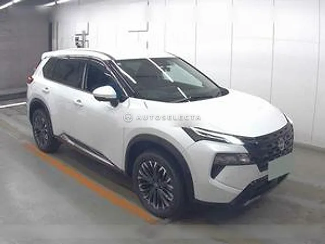 Nissan X-Trail 2025, auction grade 5