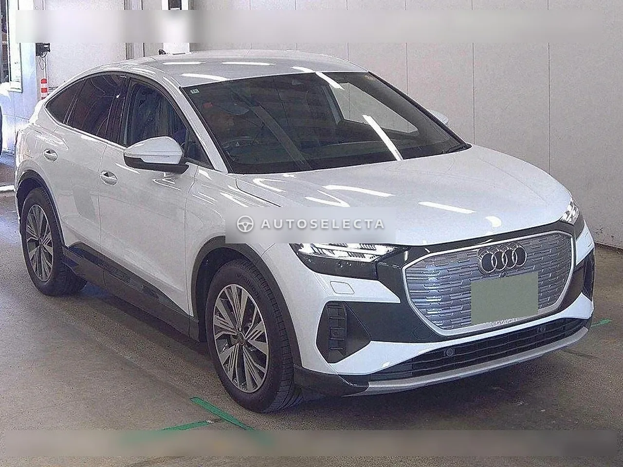 Audi Q4 Sportback e-tron 2024, photo 1 of 6