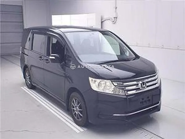 Honda Stepwgn 2013, auction grade 3.5