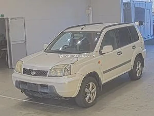 Nissan X-Trail 2002, auction grade 3