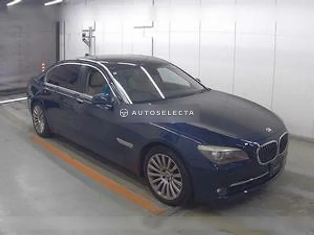 BMW 7 Series 2010, auction grade 3.5
