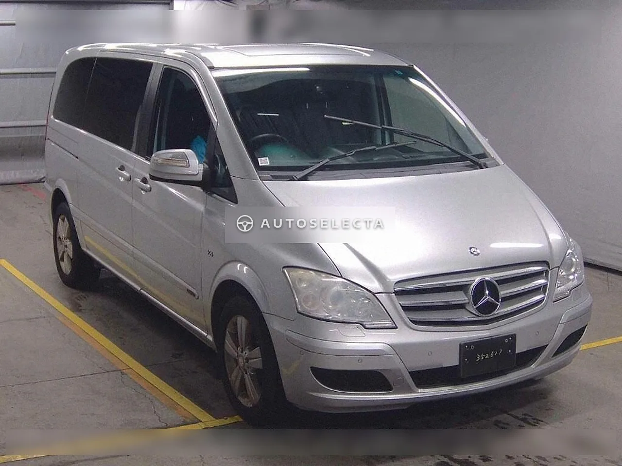 Mercedes-Benz V-Class 2013, photo 1 of 1