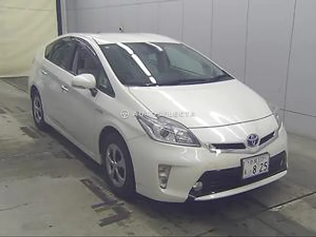 Toyota Prius 2012, auction grade 4
