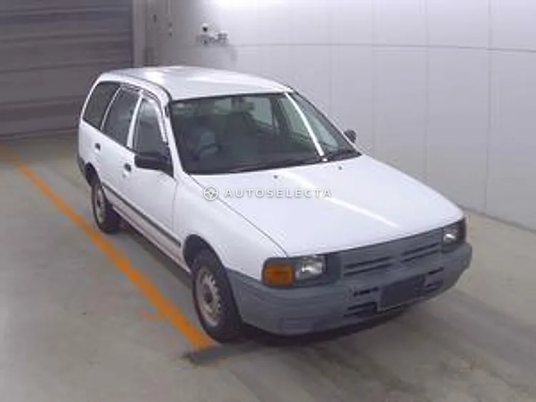 Nissan AD Van 1998, photo 1 of 1