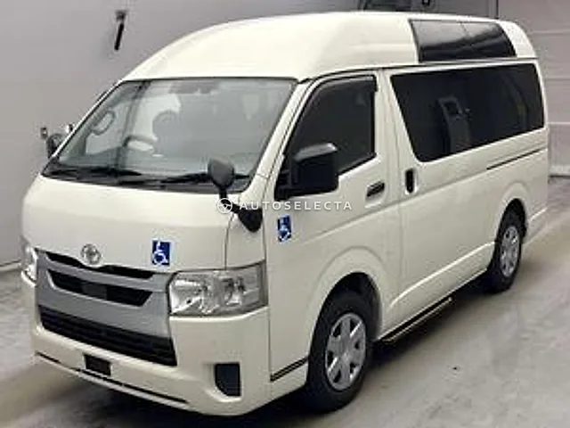 Toyota Hiace Van 2021, auction grade RA