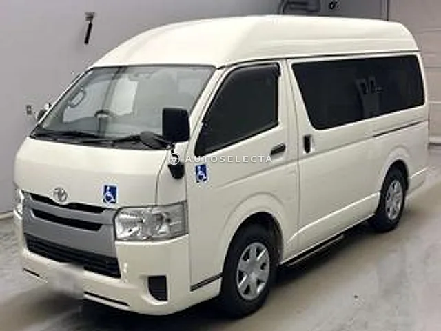 Toyota Hiace Van 2015, auction grade RA