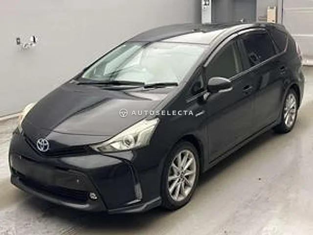 Toyota Prius Alpha 2015, auction grade 3.5