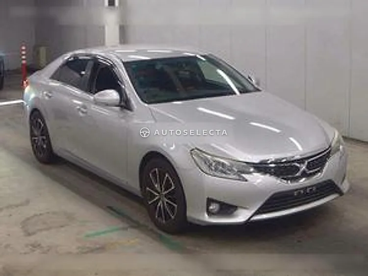 Toyota Mark X 2012, photo 1 of 1