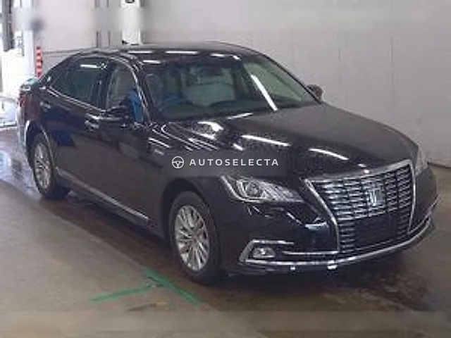 Toyota Crown Hybrid 2016, auction grade 3.5