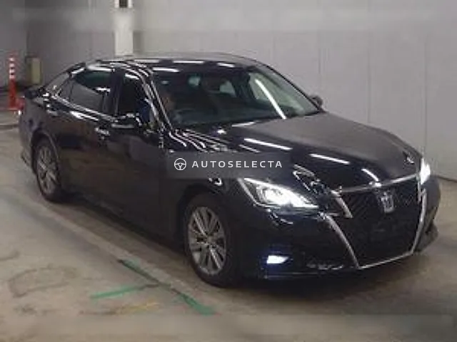 Toyota Crown Hybrid 2017, auction grade 4