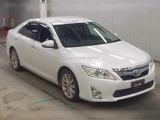 Toyota Camry 2013, auction grade 3