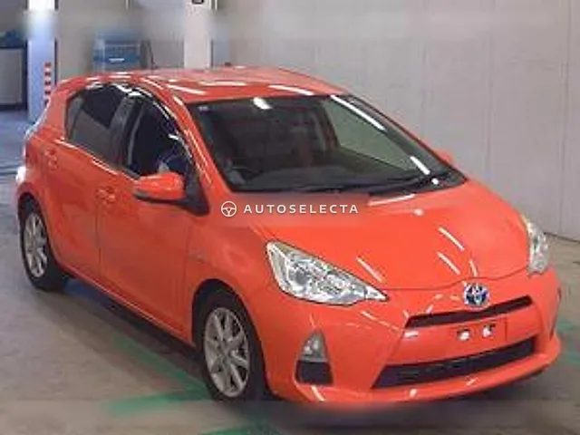Toyota Aqua 2013, auction grade 4