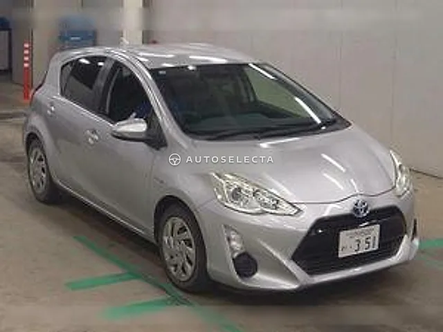Toyota Aqua 2015, auction grade 3