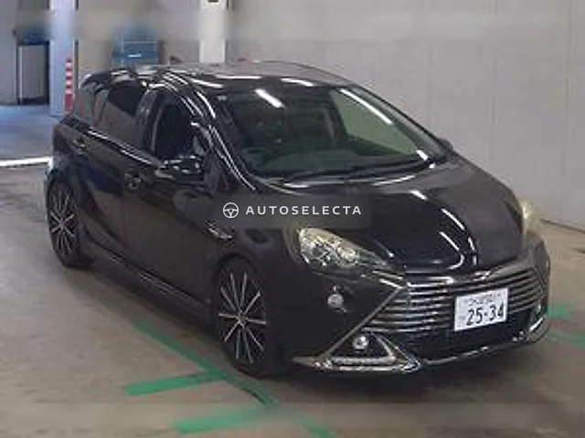 Toyota Aqua 2015, auction grade 4