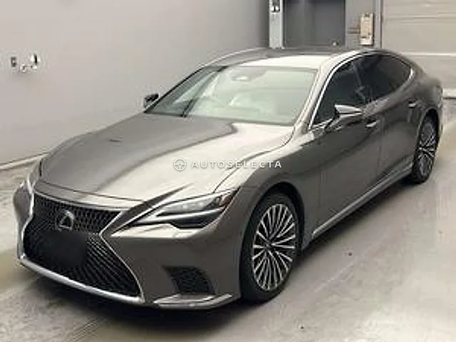Lexus LS 2023, auction grade R