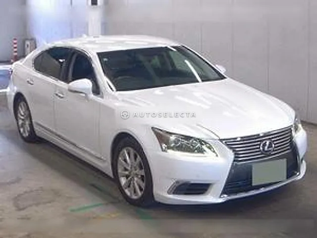 Lexus LS 2013, auction grade 3.5