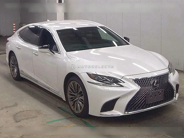 Lexus LS 2017, auction grade 3.5