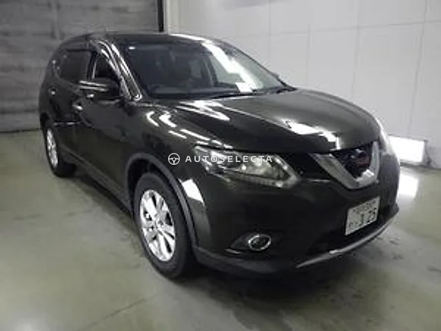 Nissan X-Trail 2015, auction grade R