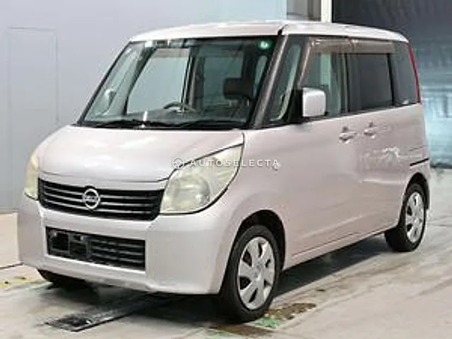Nissan Roox 2011, auction grade R