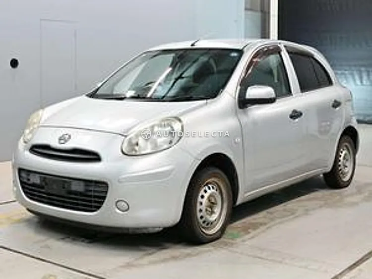 Nissan March 2011, photo 1 of 1
