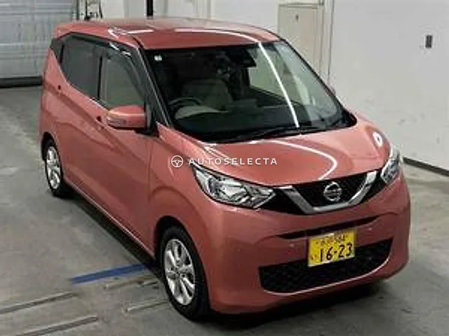 Nissan Dayz 2019, auction grade 3.5
