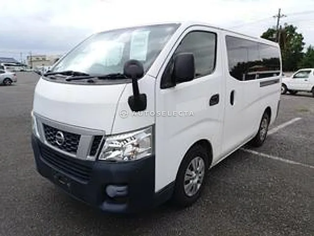 Nissan NV350 Caravan 2015, auction grade 3.5