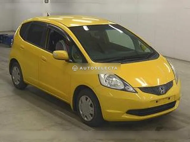 Honda Fit 2010, auction grade 3.5