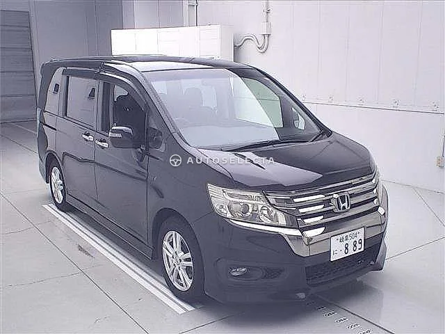 Honda Stepwgn Spada 2012, auction grade 4