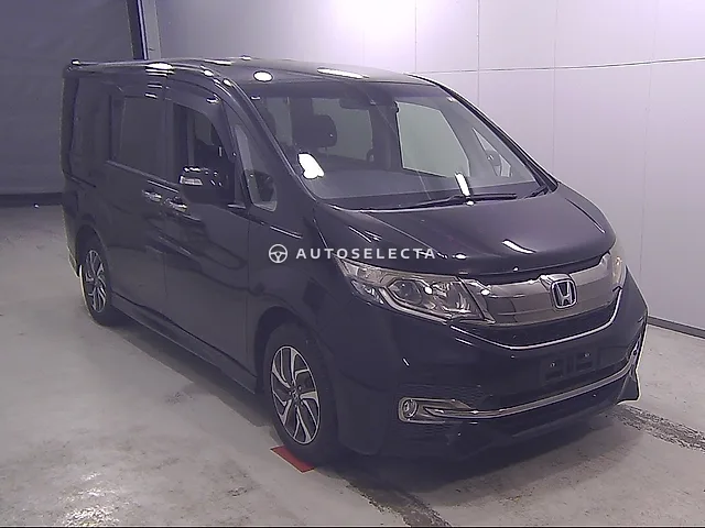 Honda Stepwgn Spada 2015, auction grade R