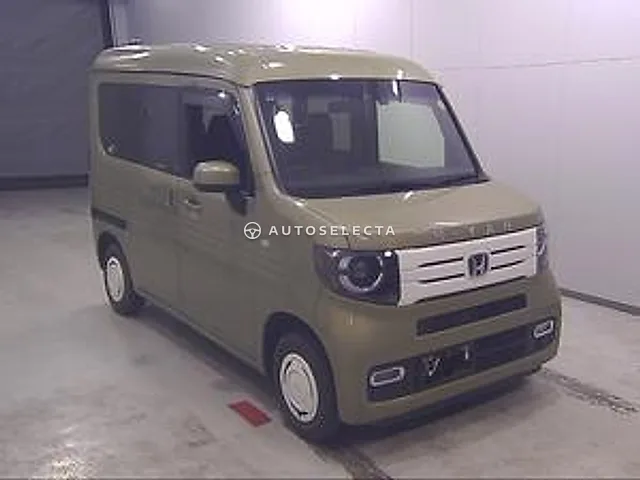 Honda N-VAN 2018, auction grade 3.5