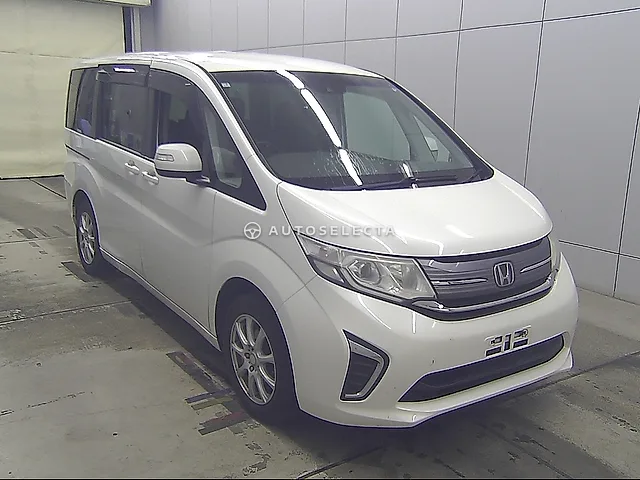 Honda Stepwgn 2017, auction grade 3.5
