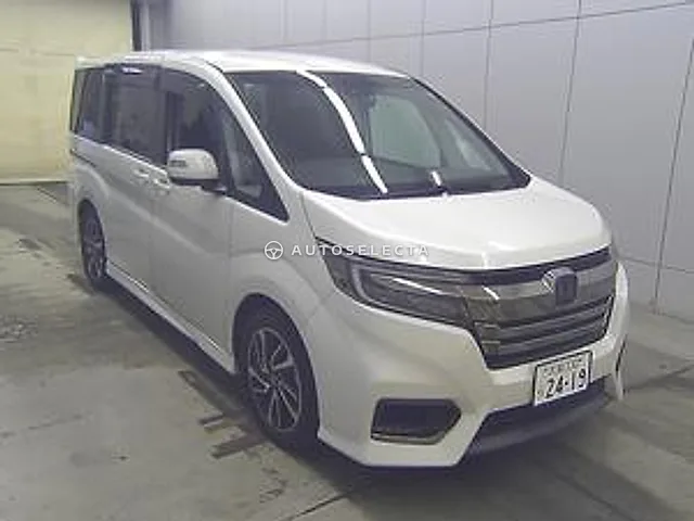 Honda Stepwgn Spada 2019, auction grade 3.5