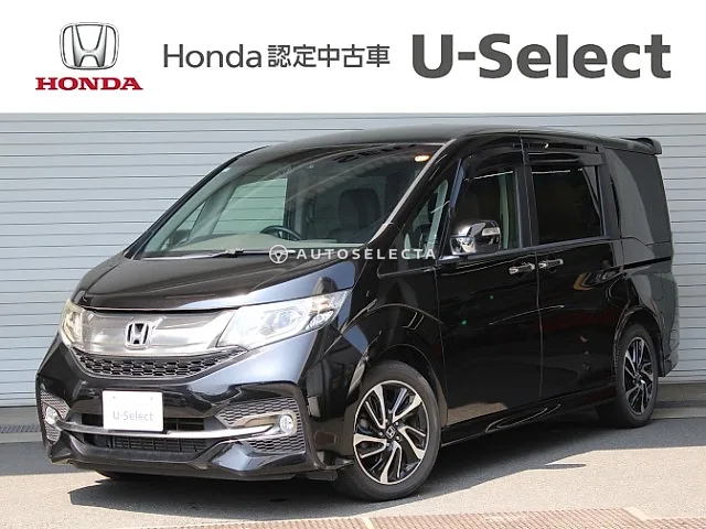 Honda Stepwgn Spada 2016, auction grade 4
