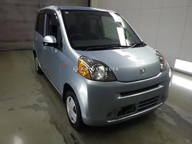Honda Life 2010, auction grade R